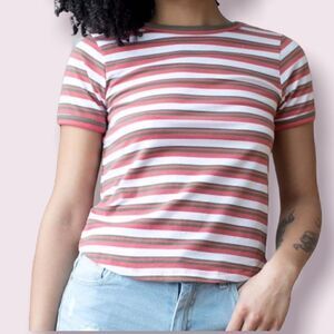 DEREK HEART MULTICOLOR STRIPE SHORT SLEEVE TEE SIZE M